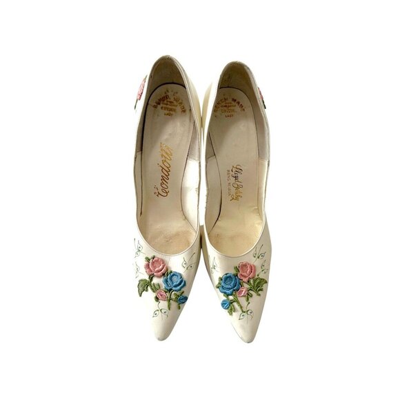 Vintage Condotti Floral Appliqué Heels – White Pumps 8.5 M - Picture 2 of 13